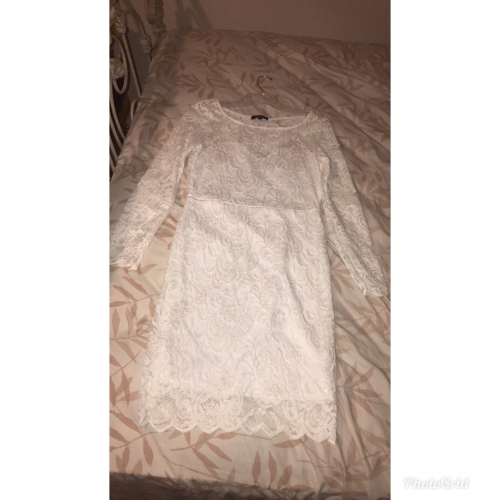 White Long sleeve Dress